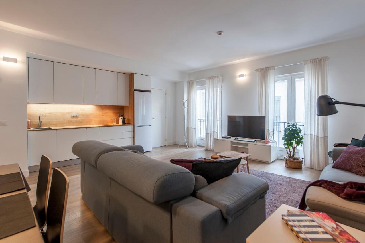 Appartement Hellenhost - Gran Via à Madrid Extérieur photo