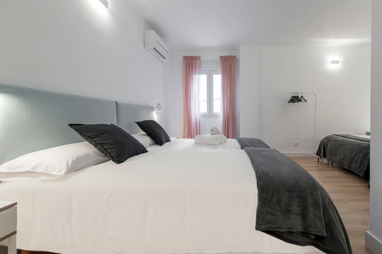 Appartement Hellenhost - Gran Via à Madrid Extérieur photo