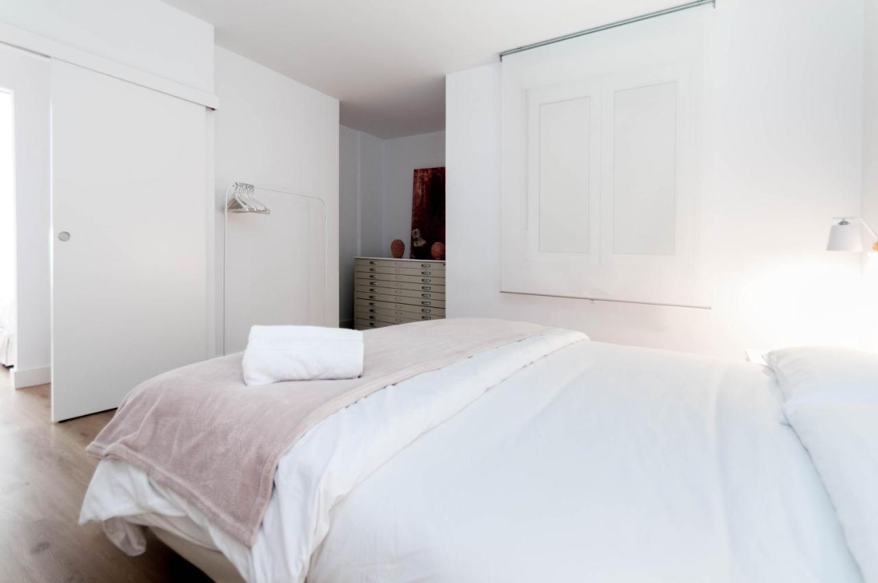 Appartement Hellenhost - Gran Via à Madrid Extérieur photo